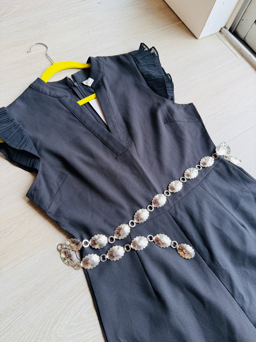 Vintage Floral Medallion Silver Chain Belt